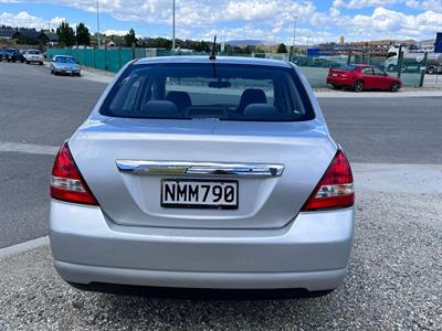 2012 Nissan Tiida - Thumbnail